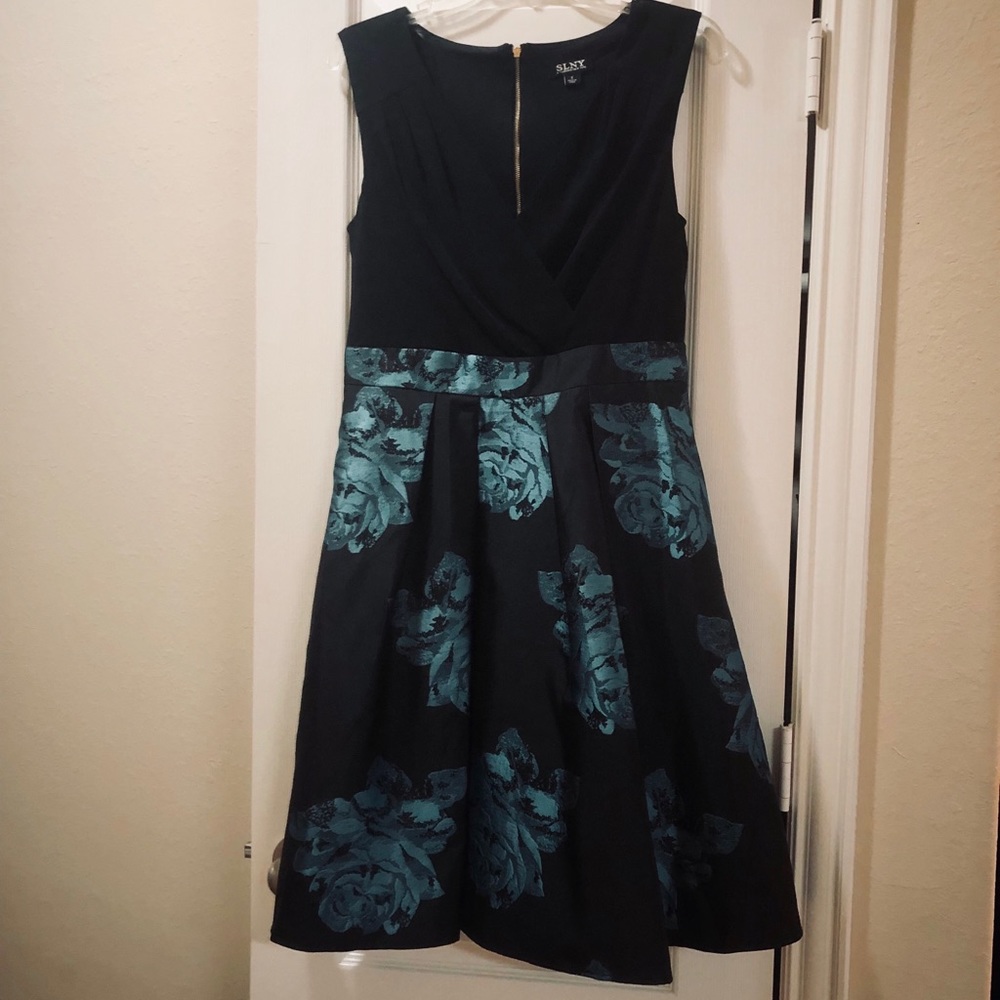 Floral cocktail style dress